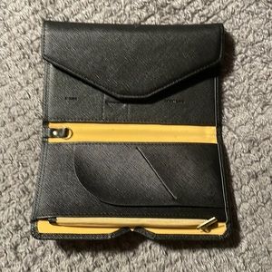 Travel wallet